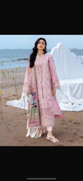 Mahnur Lawn